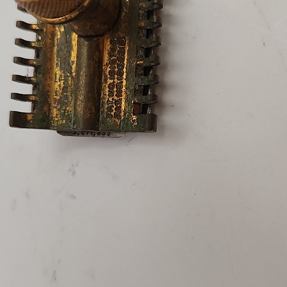 Vintage 1930s Gillette Reissue Brass 3 piece Safety Razor Gold Tone - Picture 7 of 9